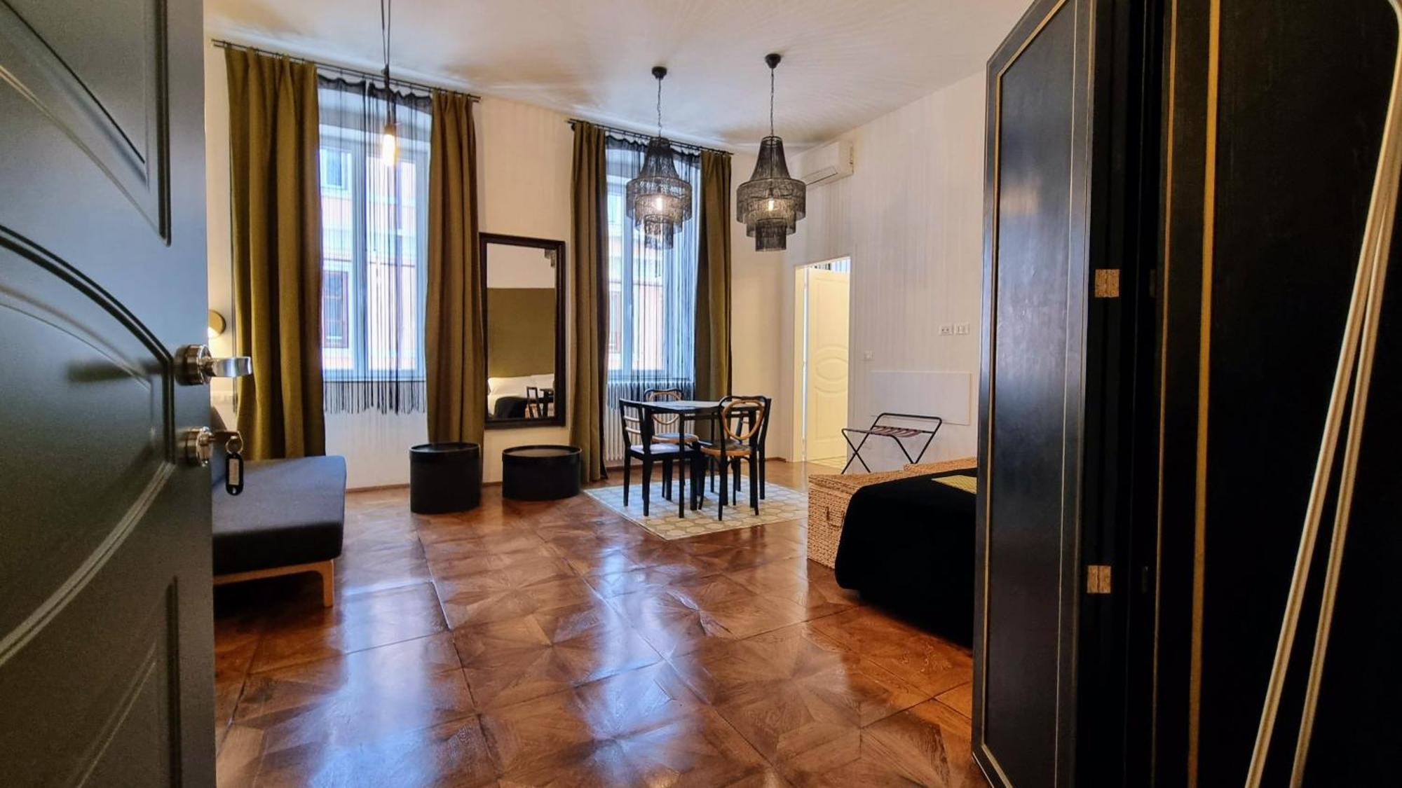 Dada Aparthotel Trieste Exterior photo